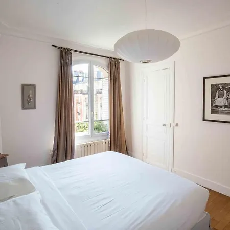 Appartement Veeve - Pastel Pinks In Parijs