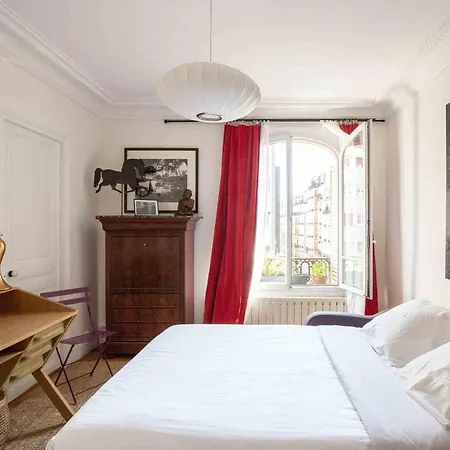 Apartment Veeve - Pastel Pinks In
